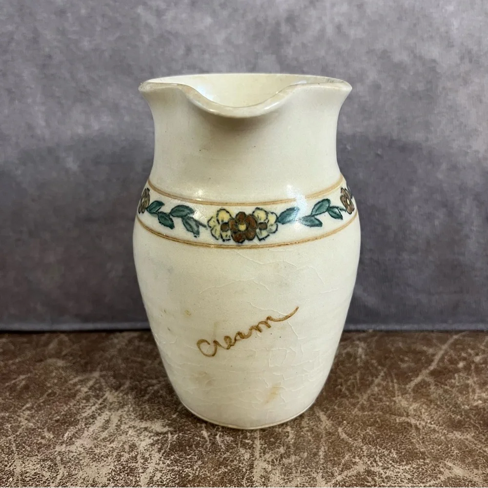 Suci Creamer Pottery Vase Signed Tan Color with Floral Design Approx 3‎ X 5 Inch